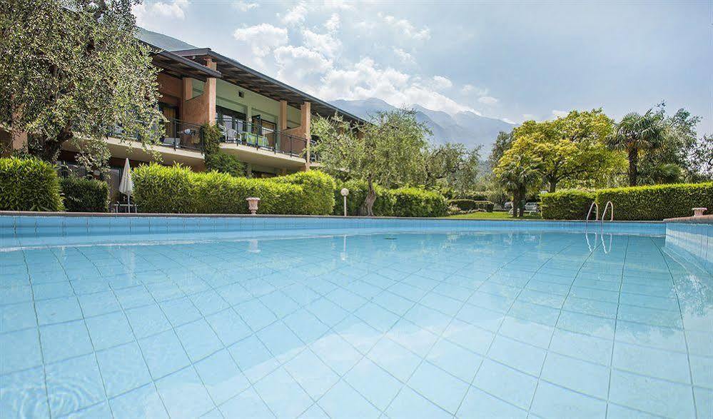 Residence Parco Lago Di Garda Malcesine Exterior foto