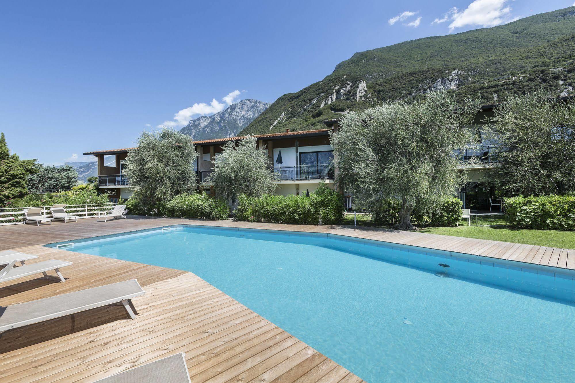 Residence Parco Lago Di Garda Malcesine Exterior foto