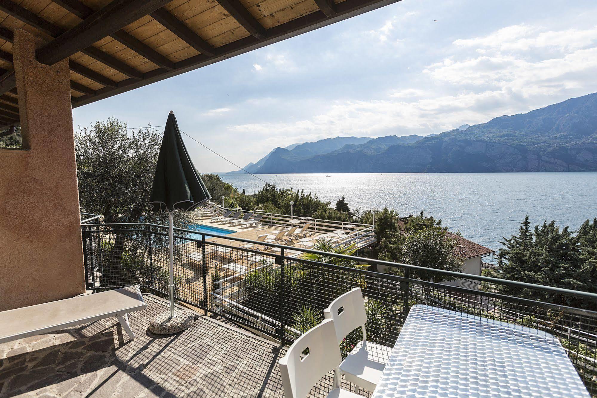Residence Parco Lago Di Garda Malcesine Exterior foto